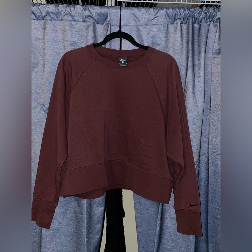 Cropped Nike Pullover